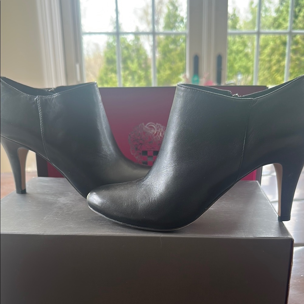 Elegant Black Ankle Boots